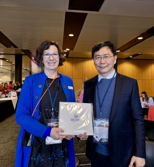 与Tui Tuia主任交流学术合作.jpg